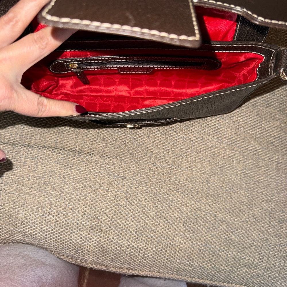 EXCELLENT CONDITION- KATE SPADE Chocolate Leather Shoulder Bag.- CLEAN - Picture 5 of 7